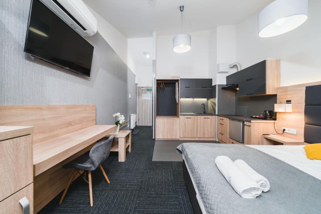 Aron Residence - By Upstairs Краков Экстерьер фото