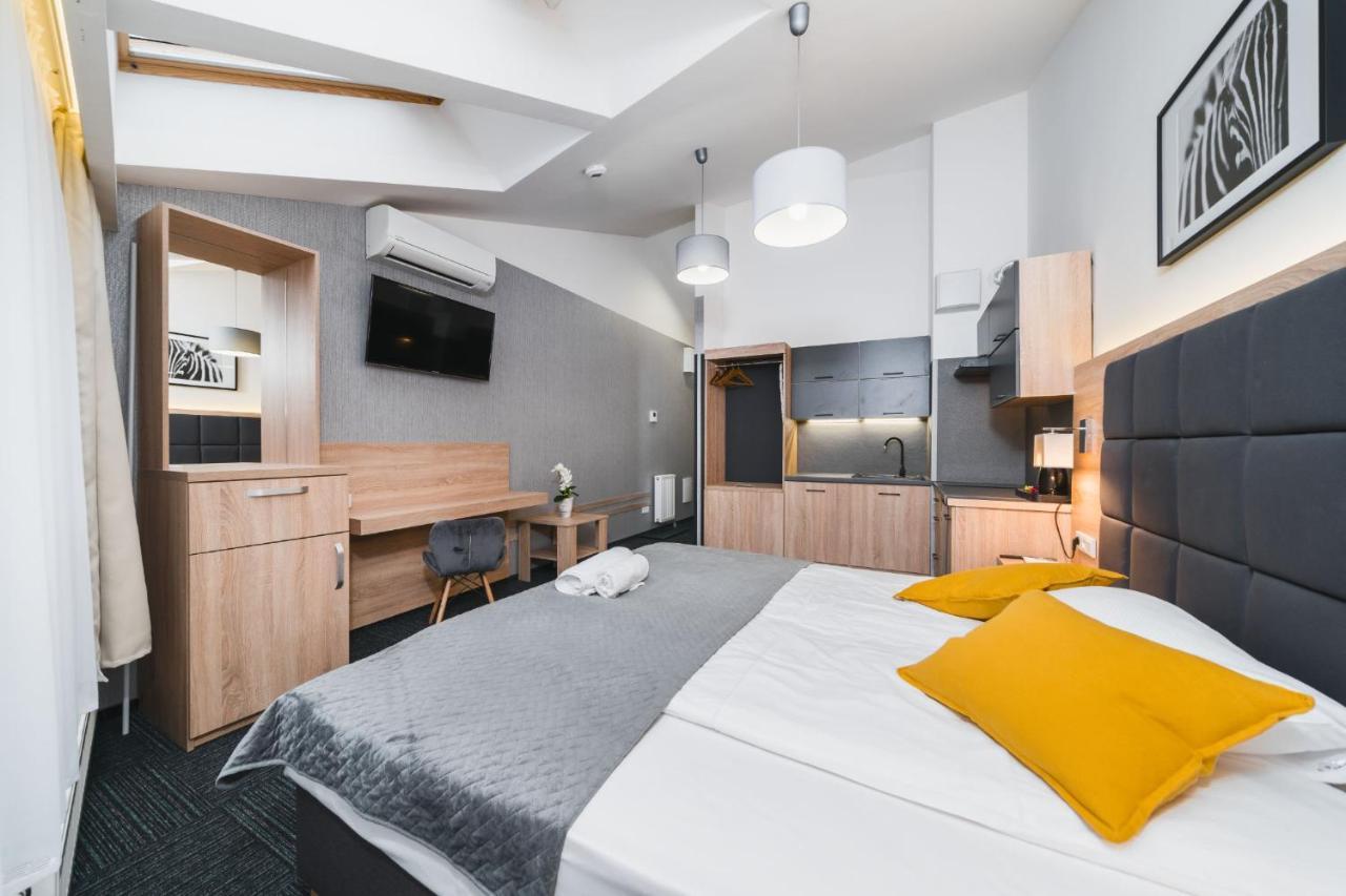 Aron Residence - By Upstairs Краков Экстерьер фото